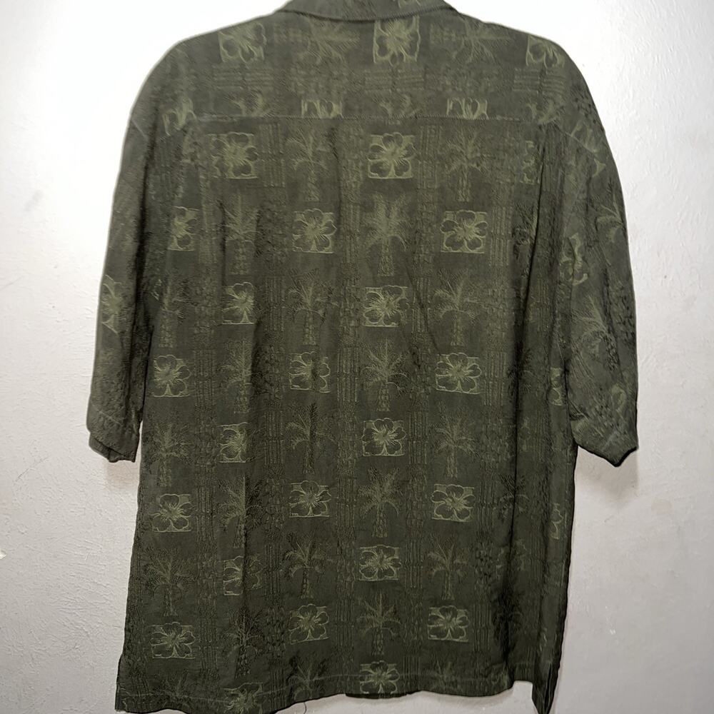 Tommy Bahama Dark Green Floral Textured Button Up Shirt Silk Large Hawaii Camp - Picture 5 of 5